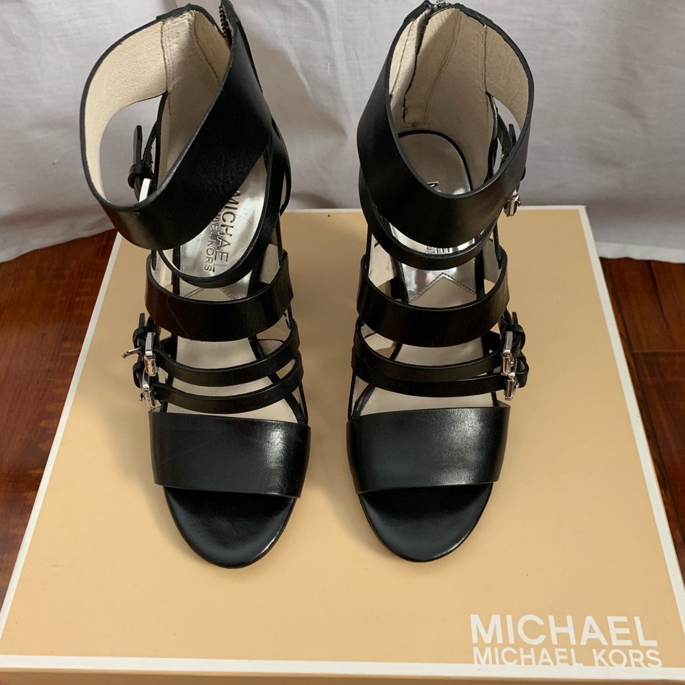 Michael Kors Open toe leather sandals